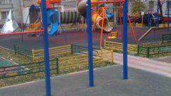 Площадка для воркаута в городе Москва №4517 Маленькая Современная фото