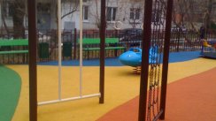 Площадка для воркаута в городе Москва №4572 Маленькая Современная фото