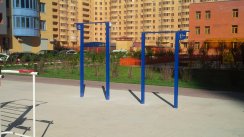 Площадка для воркаута в городе Реутов №4134 Маленькая Современная фото