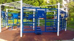 Площадка для воркаута в городе Тула №5226 Маленькая Современная фото