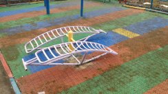 Площадка для воркаута в городе Москва №2061 Маленькая Современная фото