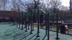 Площадка для воркаута в городе Москва №5087 Средняя Современная фото