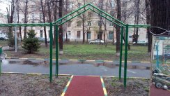 Площадка для воркаута в городе Москва №5115 Средняя Современная фото