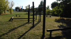 Площадка для воркаута в городе Биббиано №1831 Средняя Советская фото