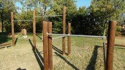 Площадка для воркаута в городе Биббиано №1831 Средняя Советская фото