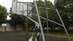 Площадка для воркаута в городе Реджо-Эмилия №1844 Маленькая Советская фото