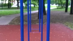 Площадка для воркаута в городе Москва №2970 Маленькая Современная фото