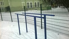 Площадка для воркаута в городе Петергоф №4814 Маленькая Современная фото