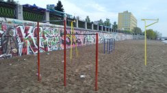 Площадка для воркаута в городе Самара №780 Маленькая Современная фото