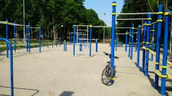 Площадка для воркаута в городе Харьков №2904 Средняя Современная фото