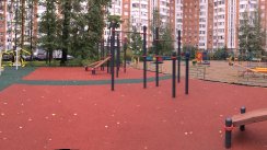 Площадка для воркаута в городе Москва №5472 Средняя Современная фото