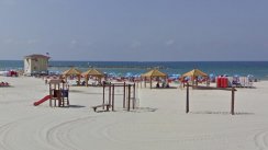 Площадка для воркаута в городе Тель-Авив №5266 Маленькая Современная фото