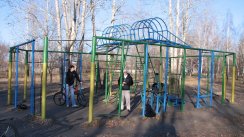 Площадка для воркаута в городе Омск №30 Средняя Советская фото