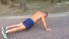 60 отжиманий