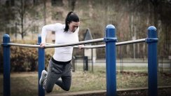 Cornelia Ritzke - Street Workout Heroine