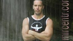 Супер плечи новичку Расширить и накачать плечи за 10 мин в день дома